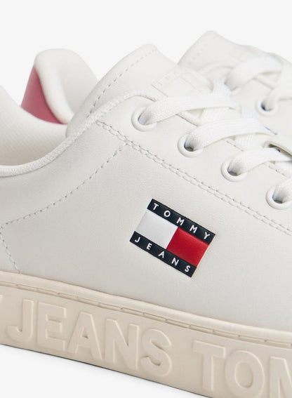 Logo Outsole Sneaker Essential