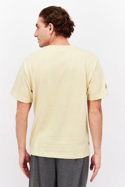 Men Sportswear Fit Short Sleeve Outdoor  T-Shirts, Khaki