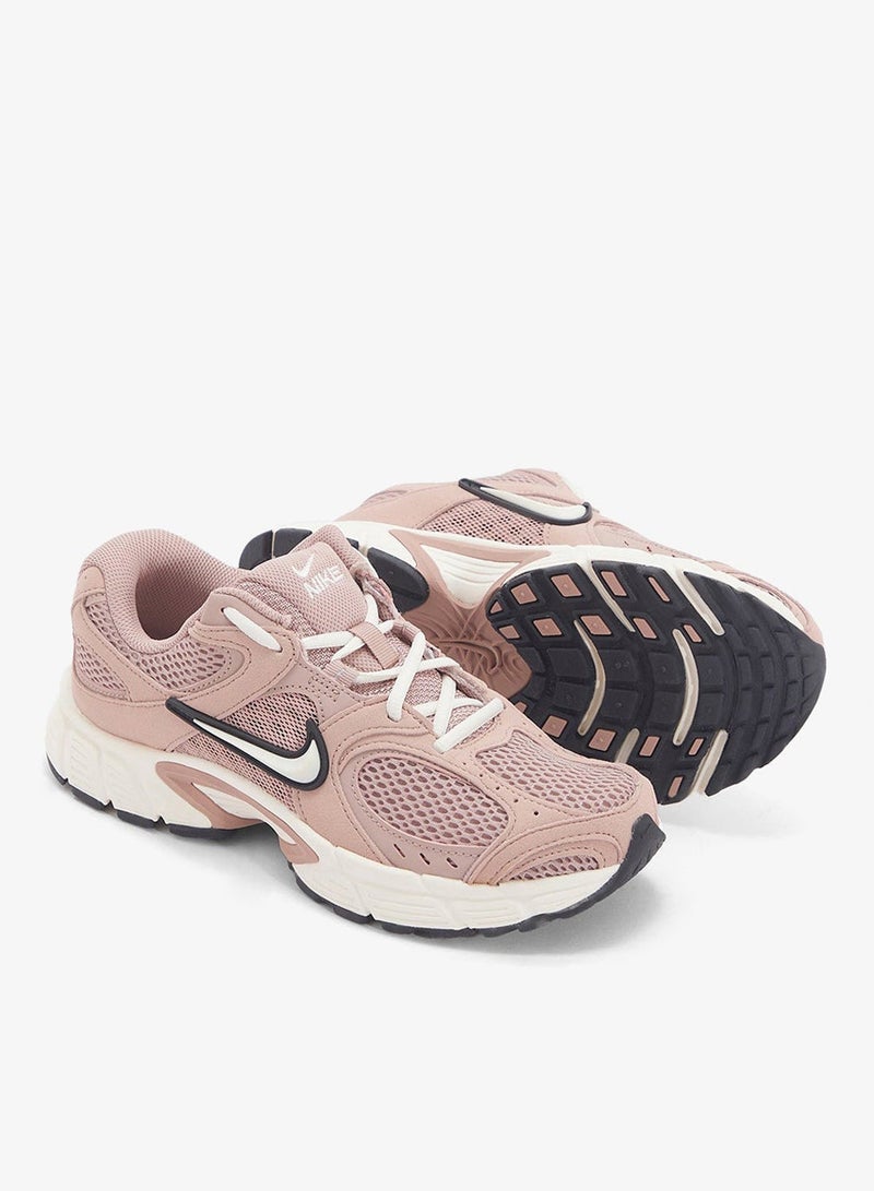 W NIKE V5 RNR SUEDE