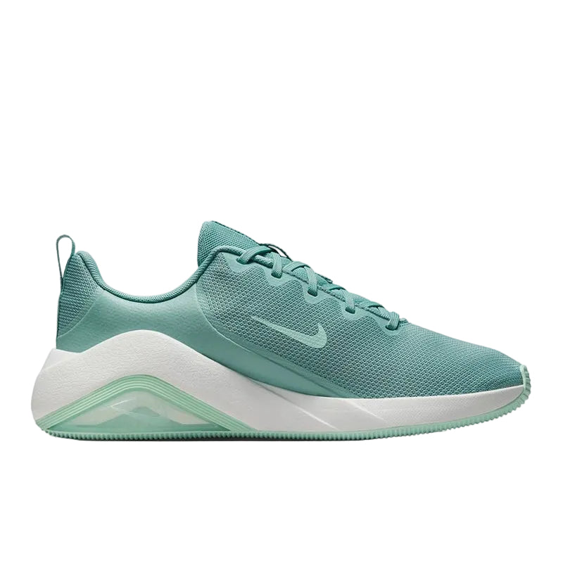 Nike Bella 7