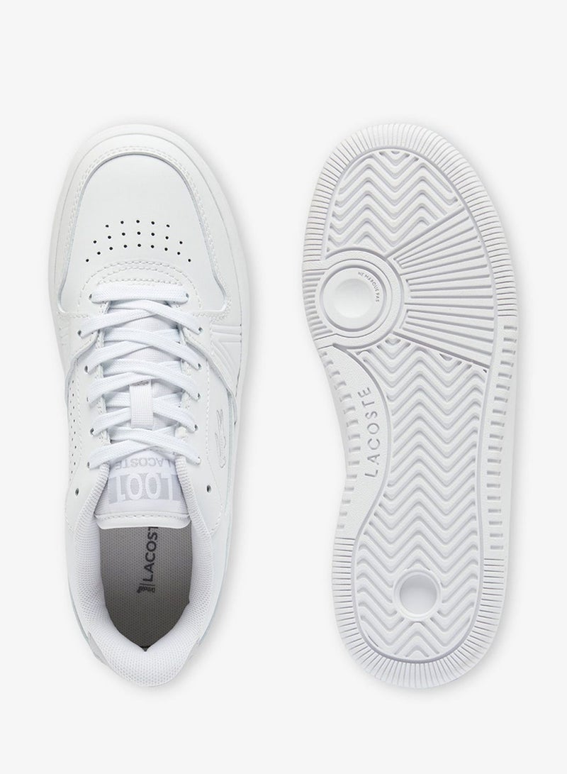 L001 Low Top Court Sneakers