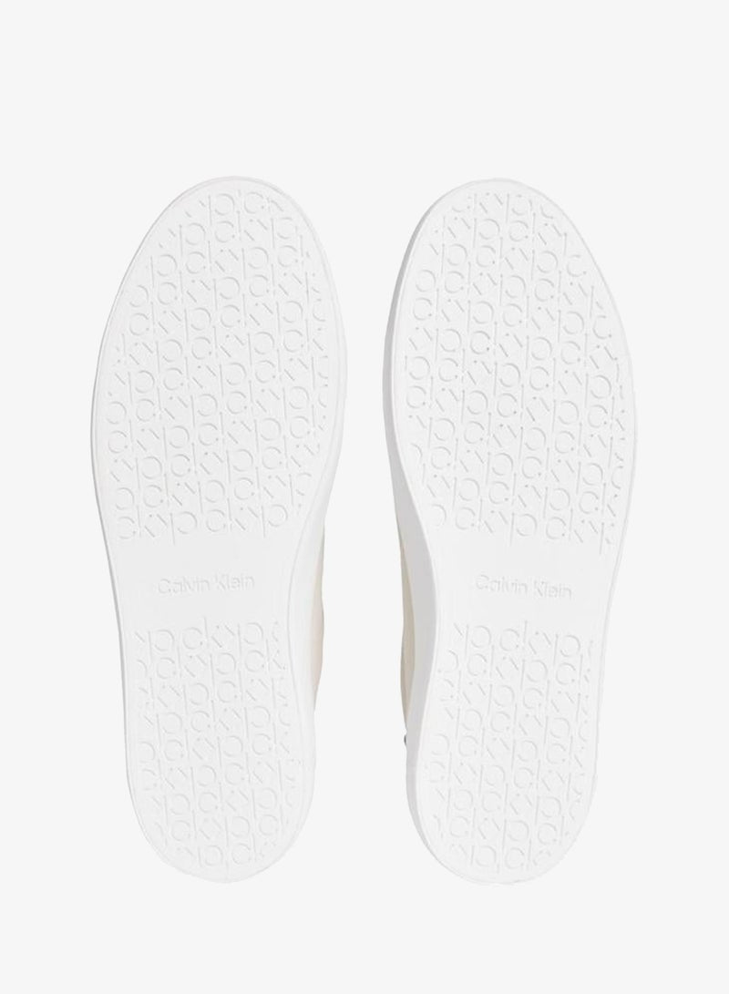 Casual Low Top Sneakers