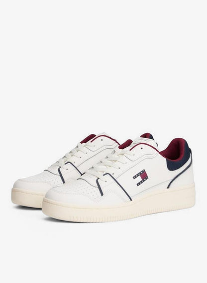 Casual Low Top Sneakers