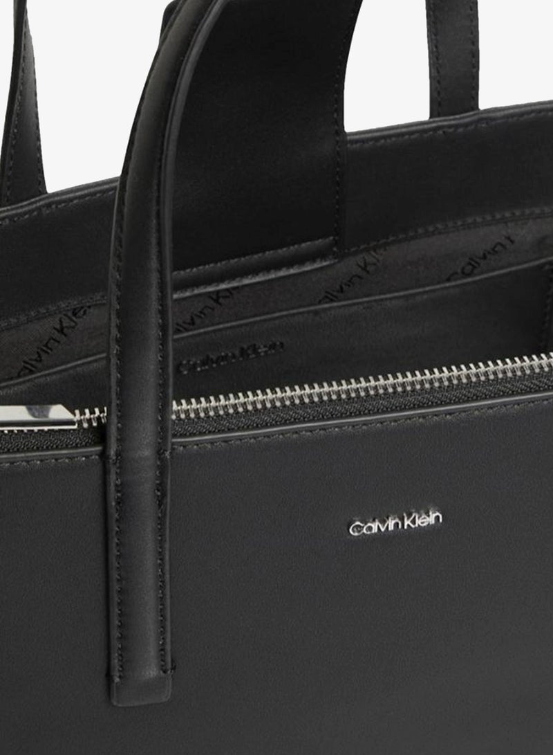 Logo Detailed  Strap Tote