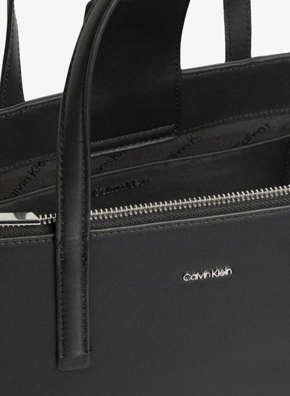 Logo Detailed  Strap Tote