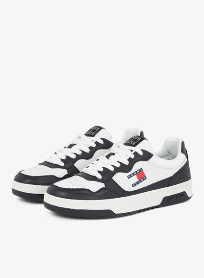 ESSENTIAL LEATHER LOW TRAINERS