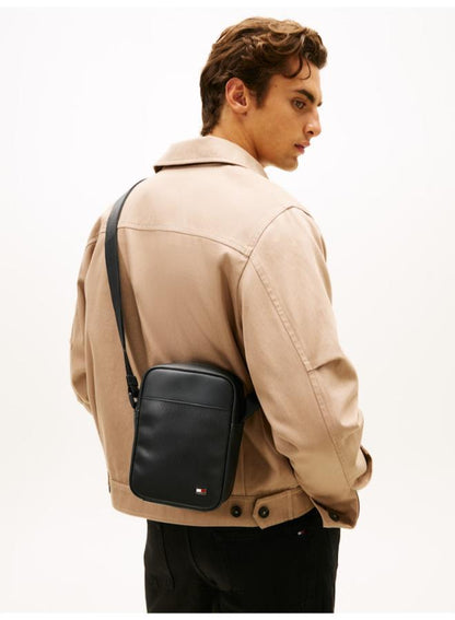 Hilfiger Flag Ribbed Crossbody Reporter Bag