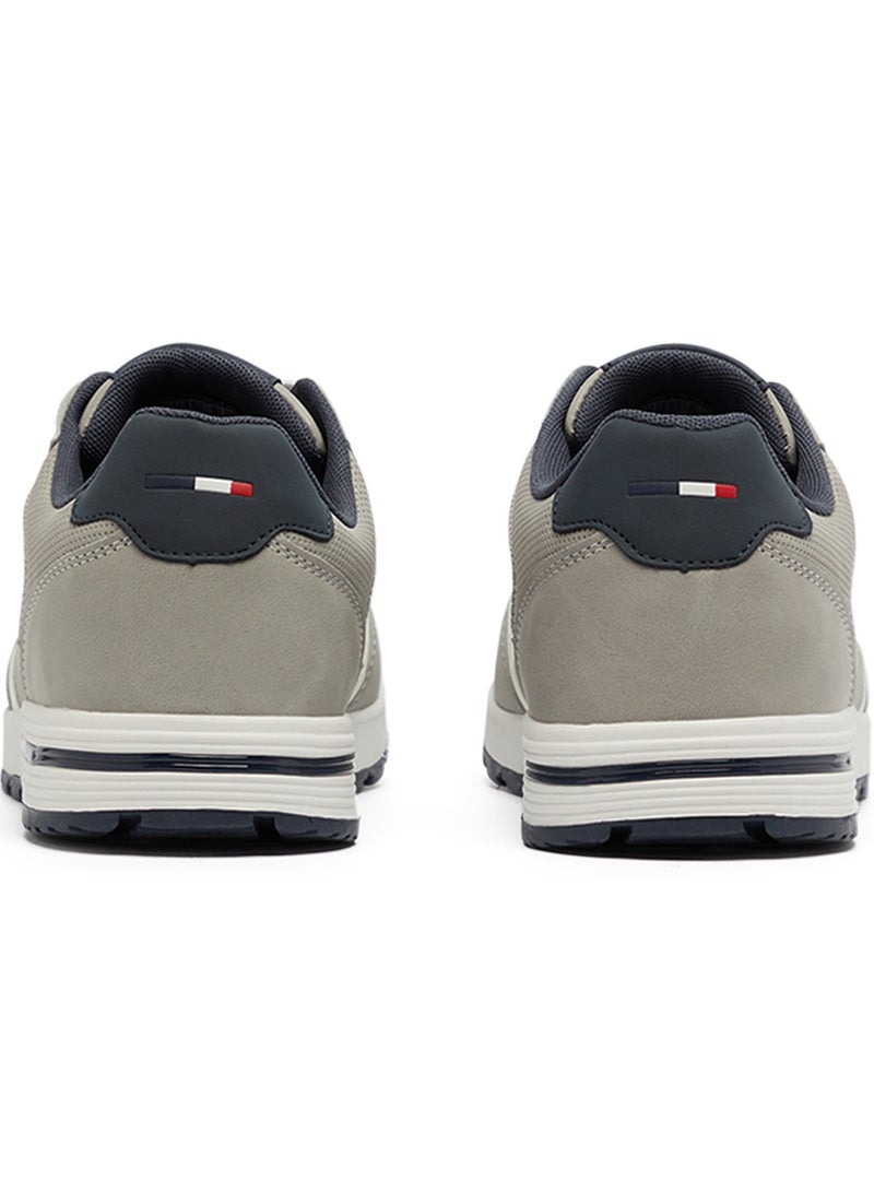 Men's Low-Top Sneakers - Bold Rugged Style with Durable Sole for Outdoor Wear