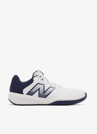 696 Sports Shoes