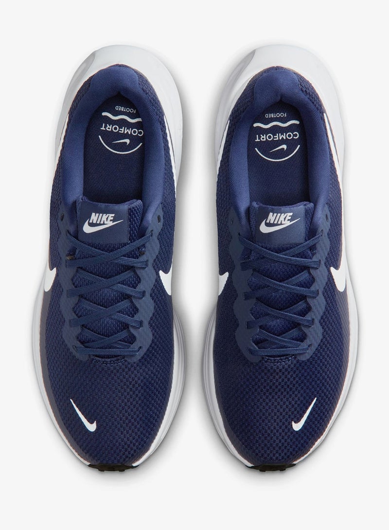 NIKE REVOLUTION 8