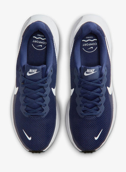 NIKE REVOLUTION 8