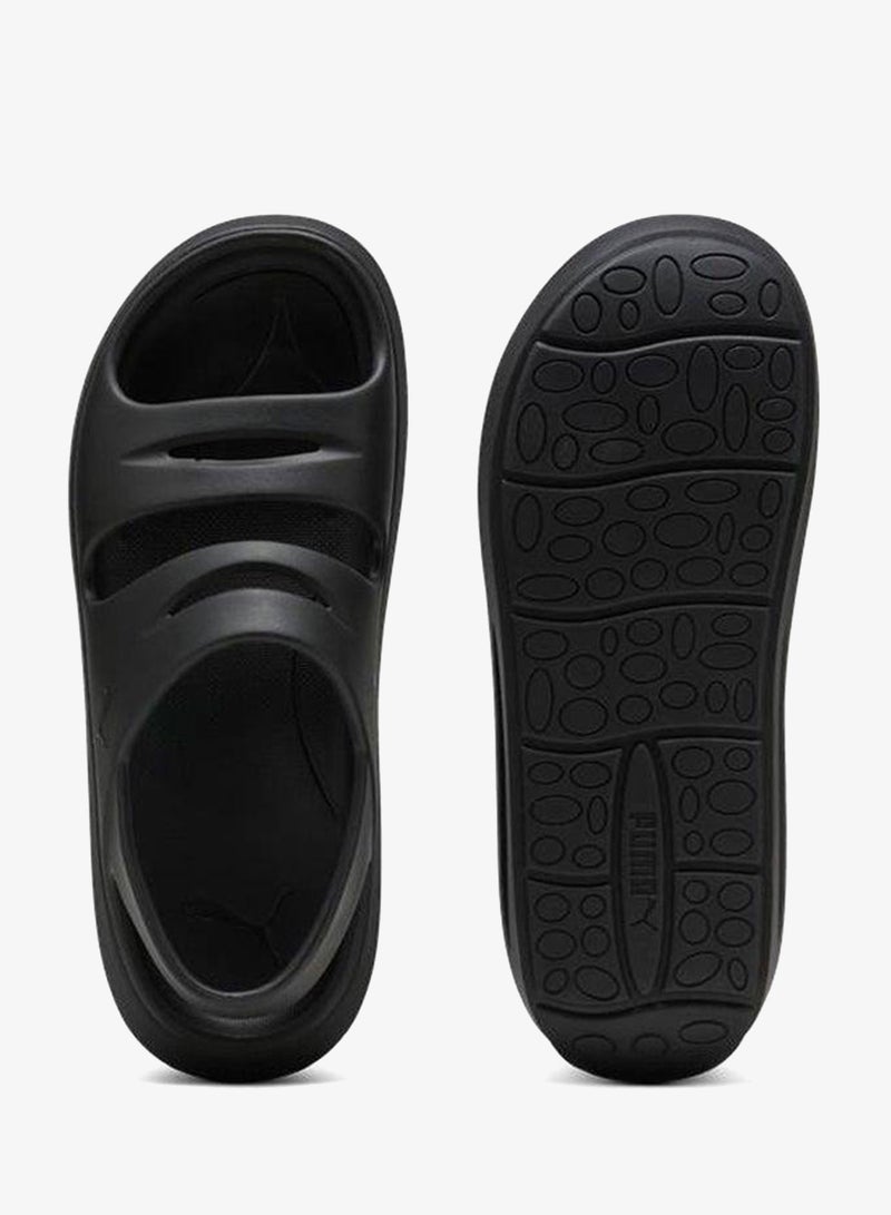 Flatter Sandal