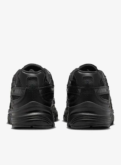 WMNS NIKE INITIATOR