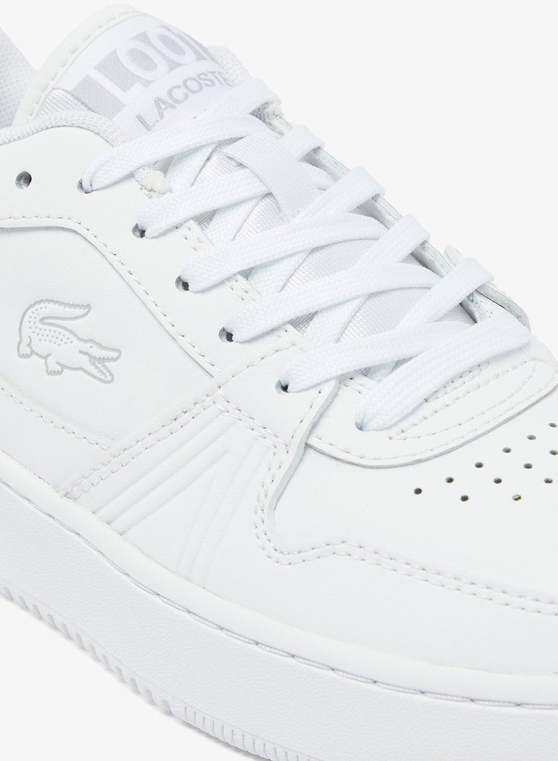 L001 Low Top Court Sneakers