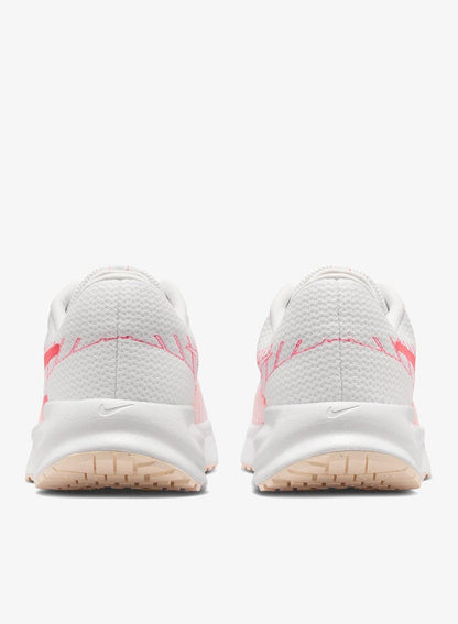 W NIKE RUN DEFY