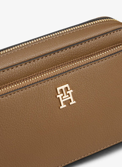 Hilfiger Icon Crossbody Camera Bag