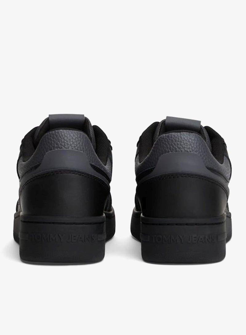 Retro Basket Sneaker