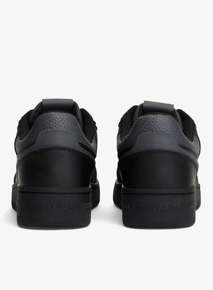 Retro Basket Sneaker