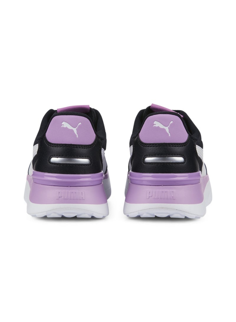 R78 Voyage Youth Girls Black Trainers