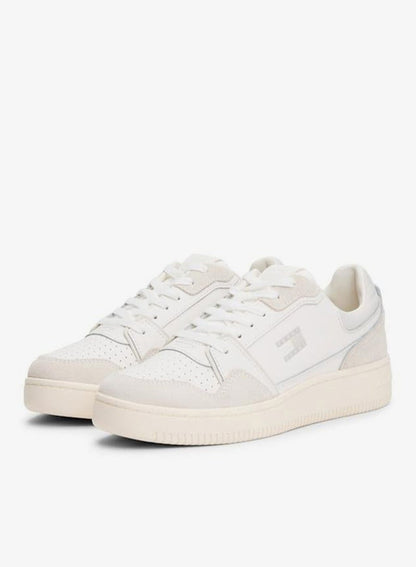 Retro Basket Low Top Sneakers