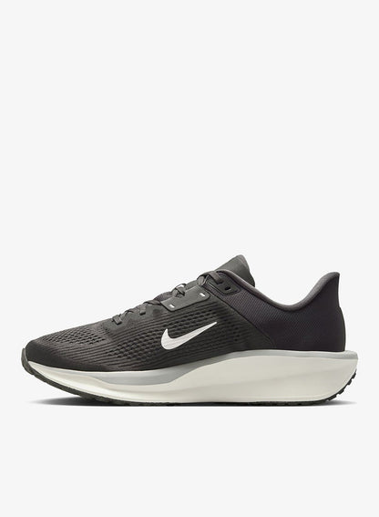 Nike Quest 6