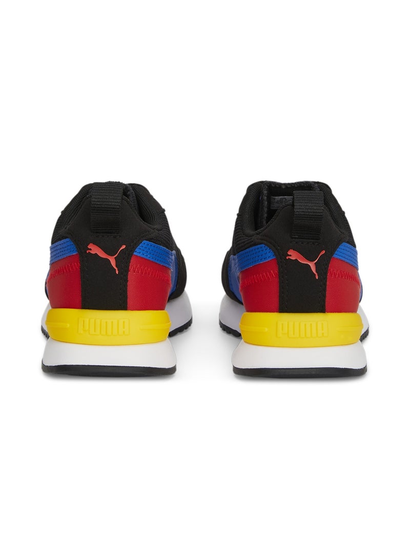 R78 Youth Unisex Black Trainers