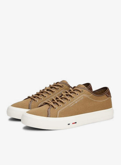 Casual Low Top Sneakers