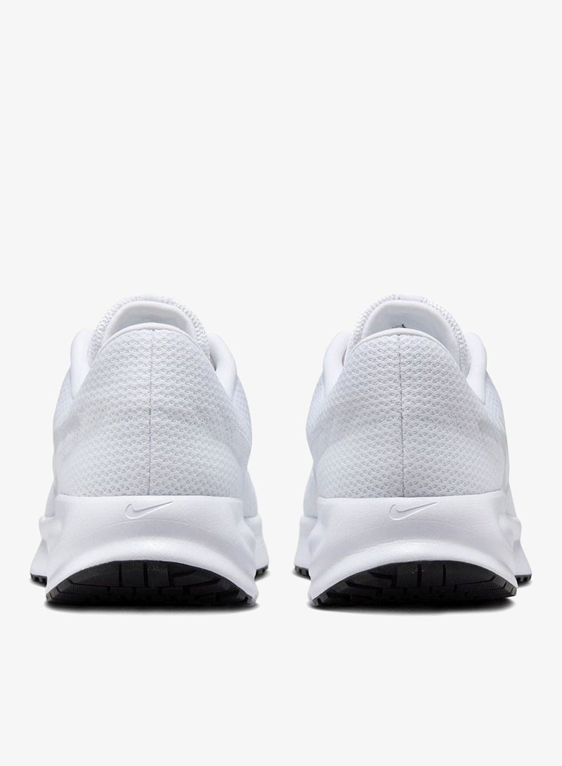 NIKE RUN DEFY