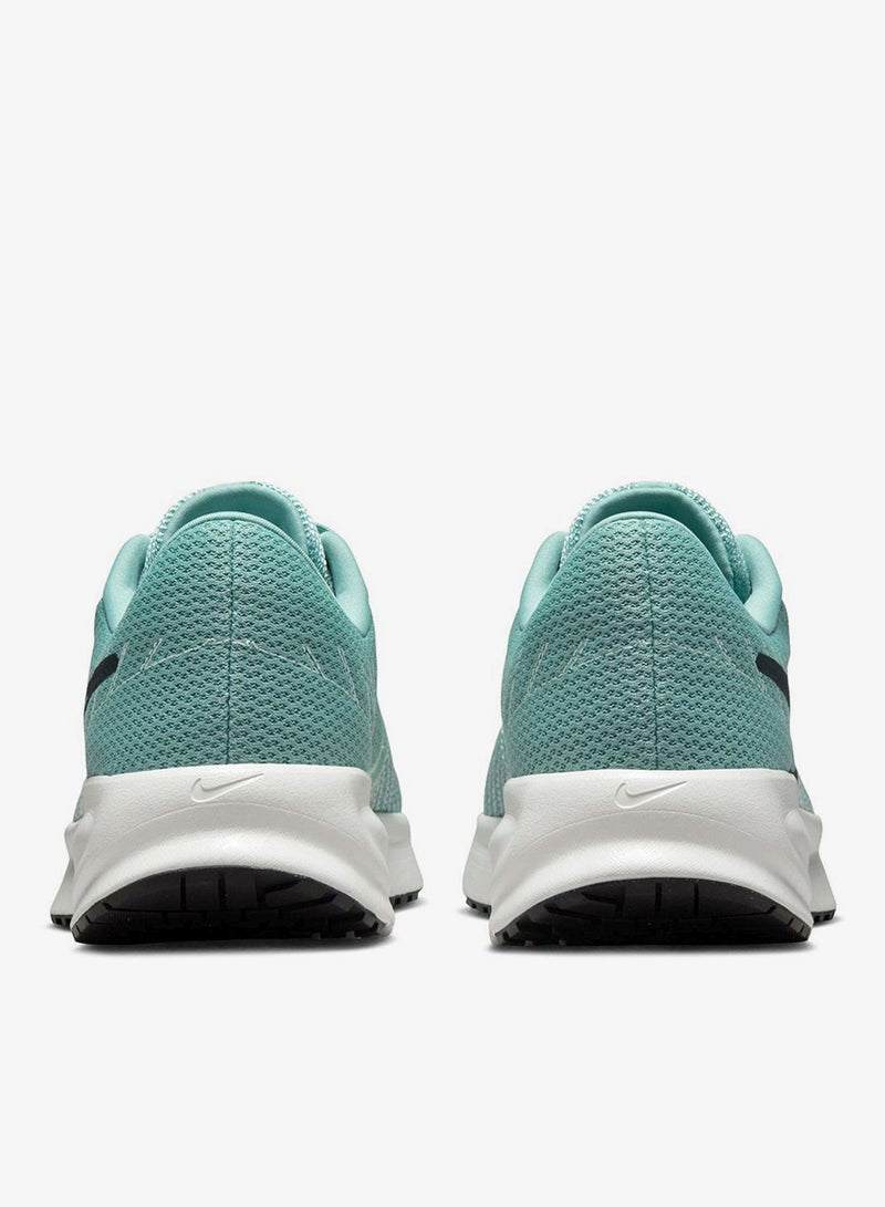 Nike Run Defy