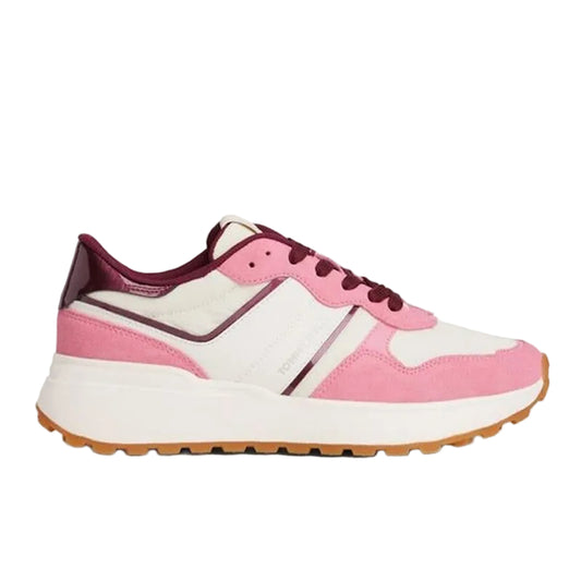 Cleated Runner