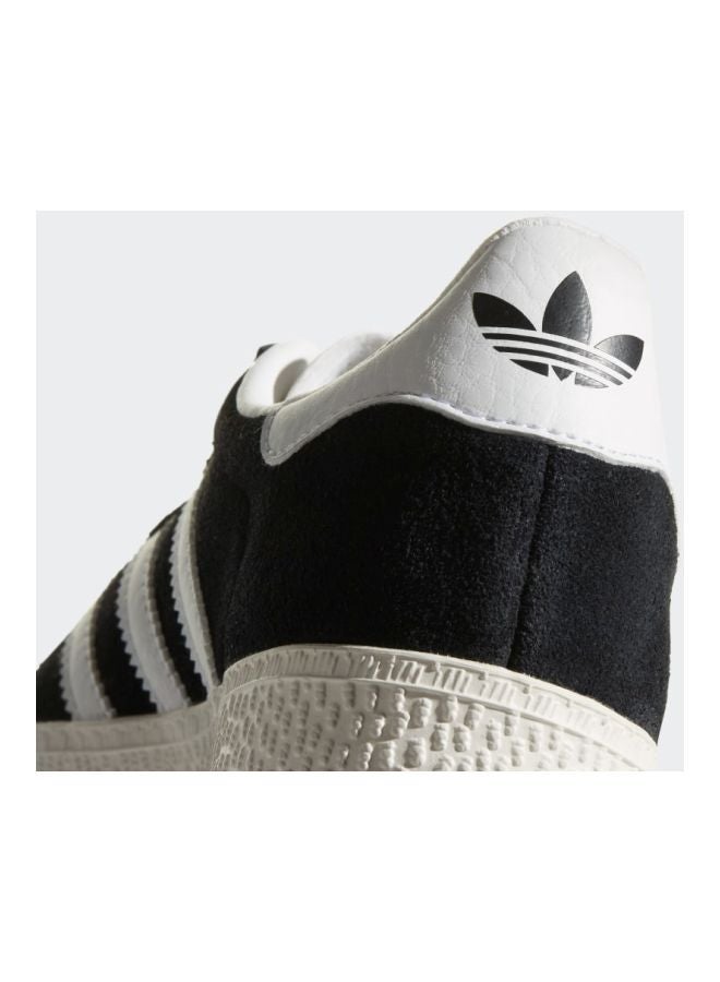 Gazelle Low Top Shoes Black