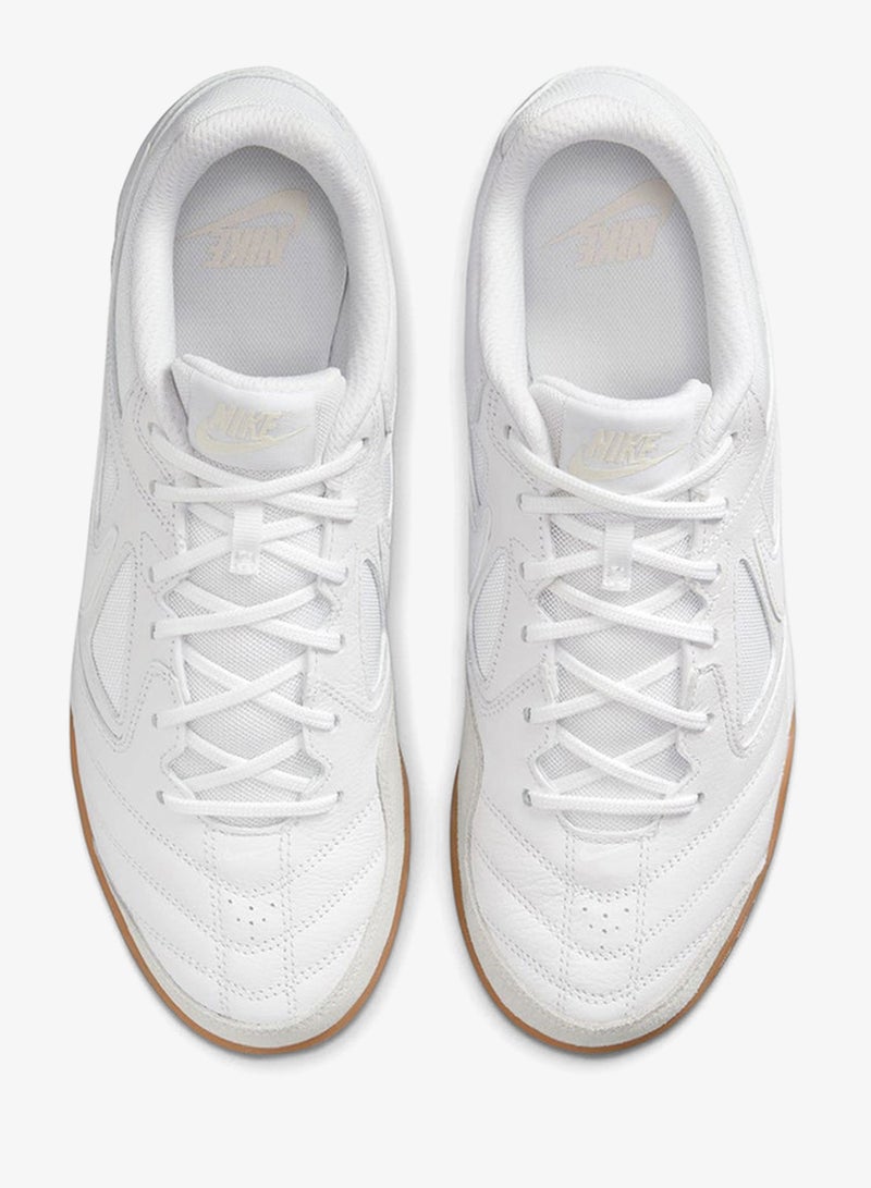 Nike Gato