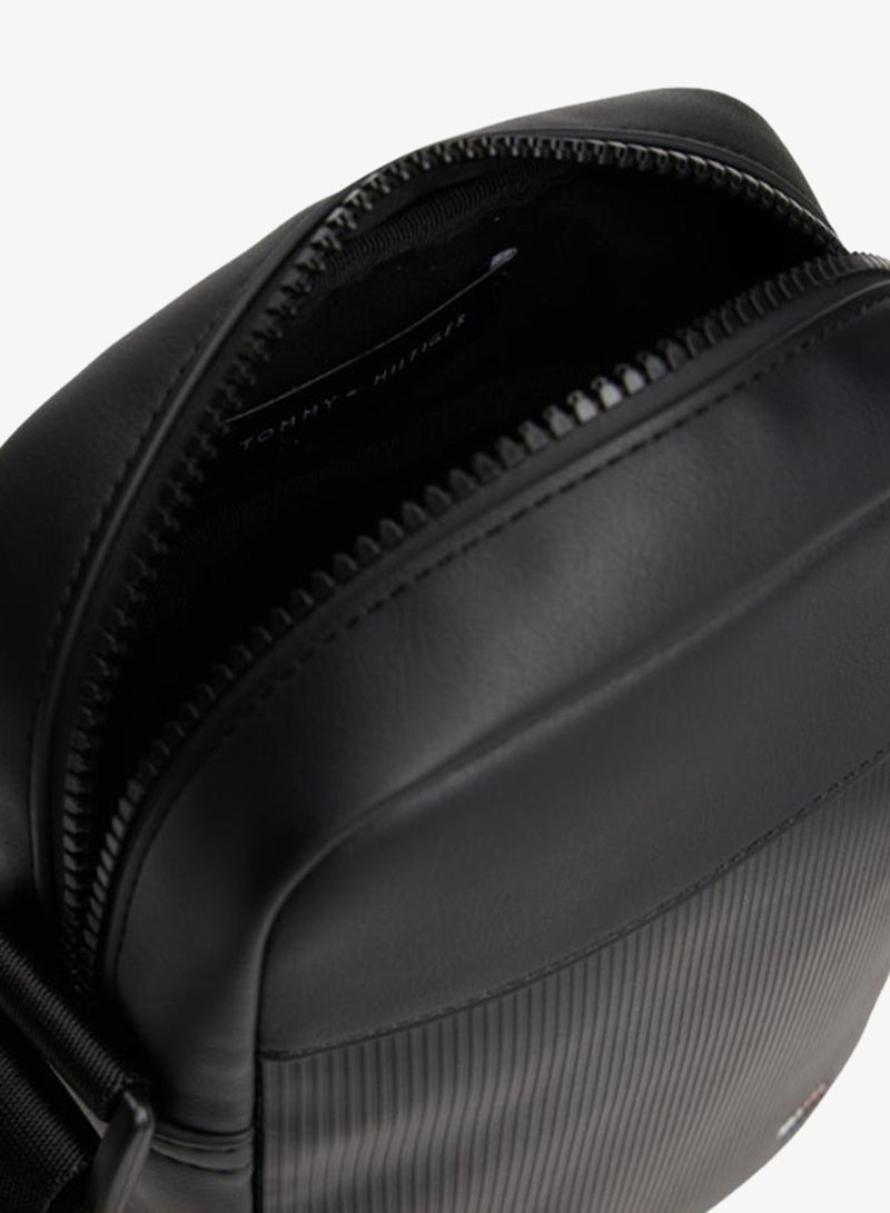 Hilfiger Flag Ribbed Crossbody Reporter Bag