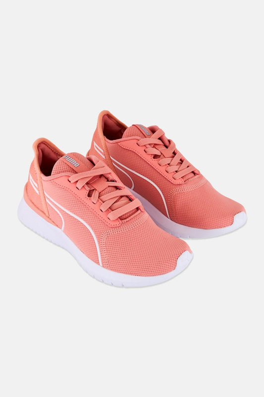 Women Remedie Lace Up Training Shoes, Coral