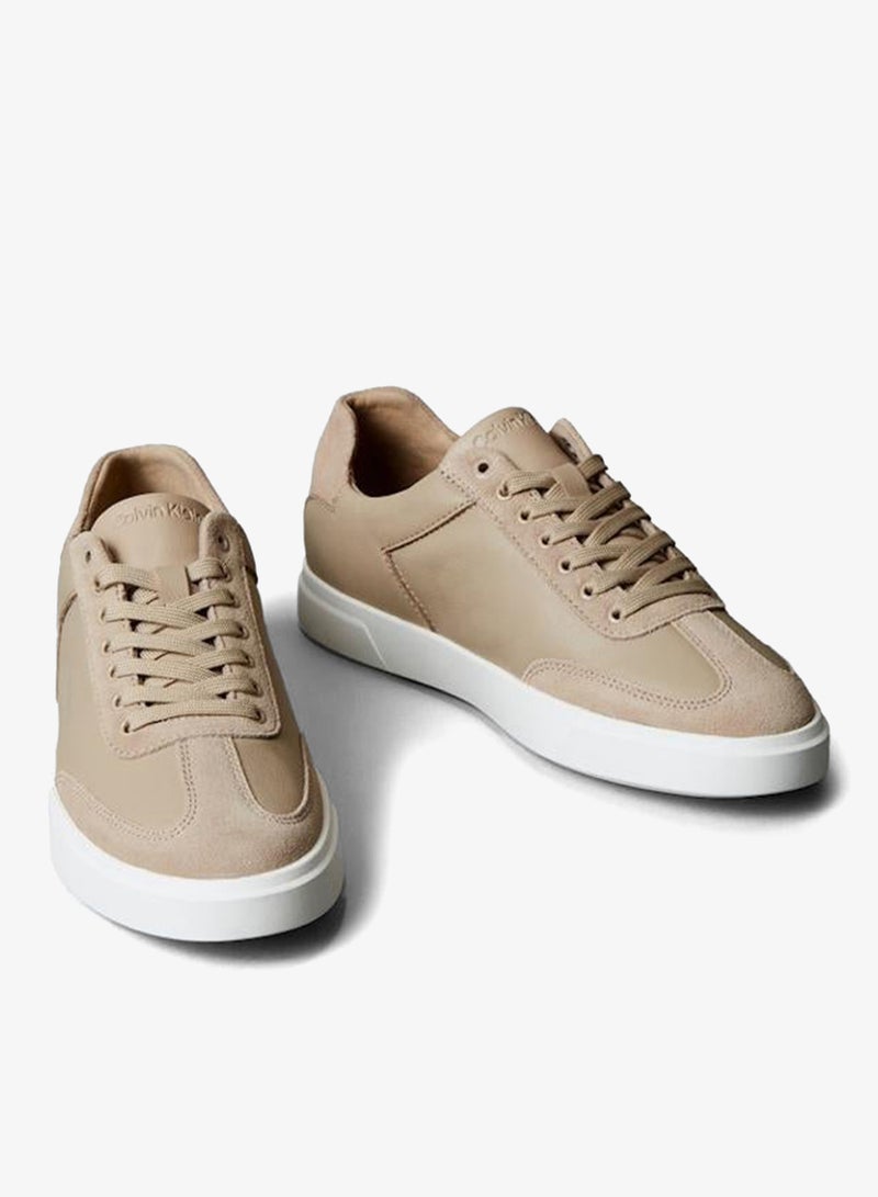 Casual Low Top Sneakers