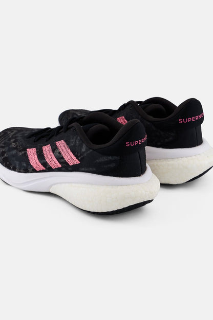 Women Supernova 3 Lace Up Running Shoes, Multicolor