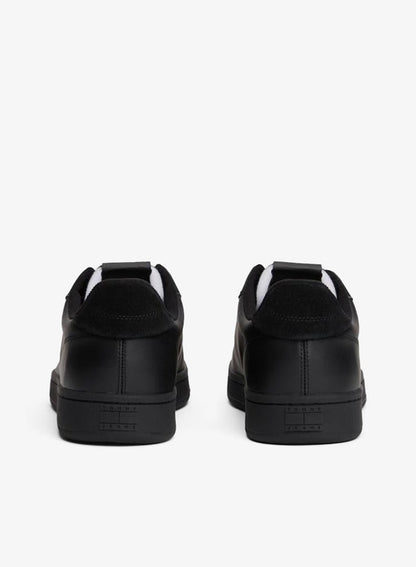 Casual Low Top Sneakers