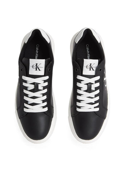 Chunky Lace Ups Sneaker