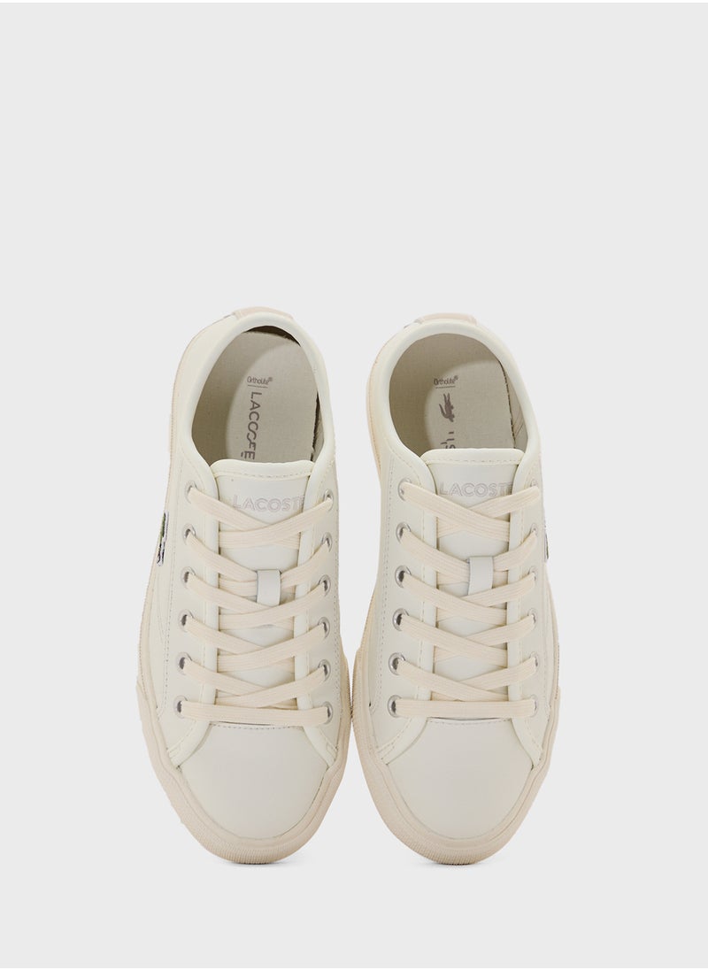 Backcourt Low-Top Sneakers