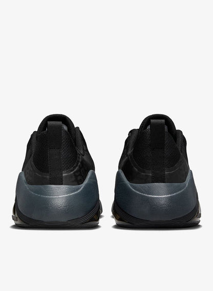 Nike Bella 7