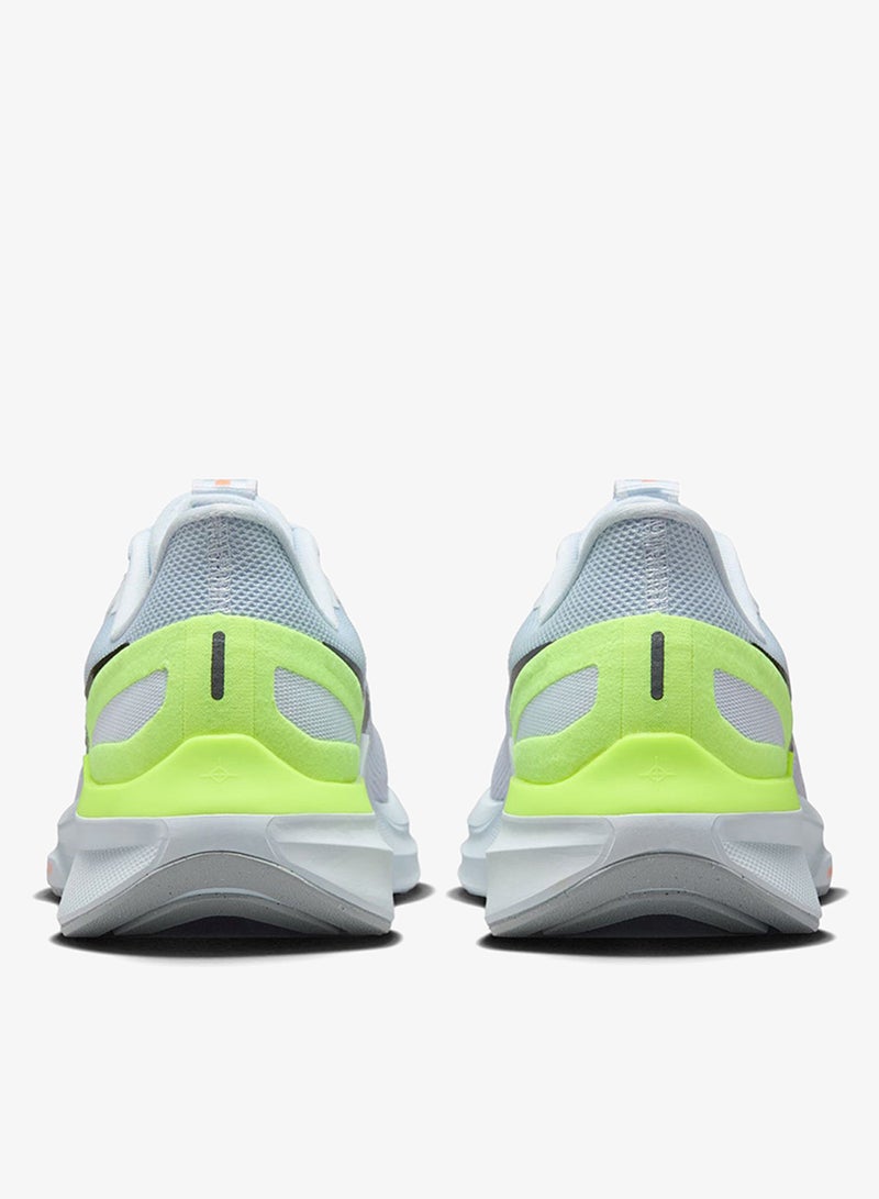 Nike Structure 25