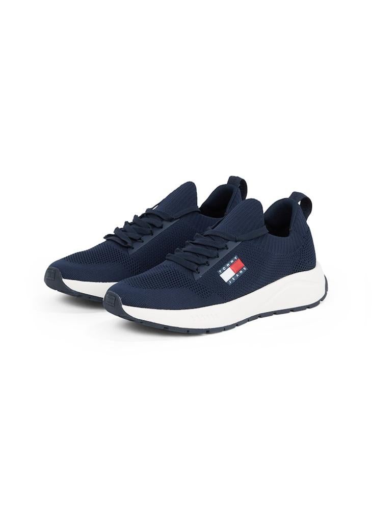 RUNNER KNTITTED TRAINERS