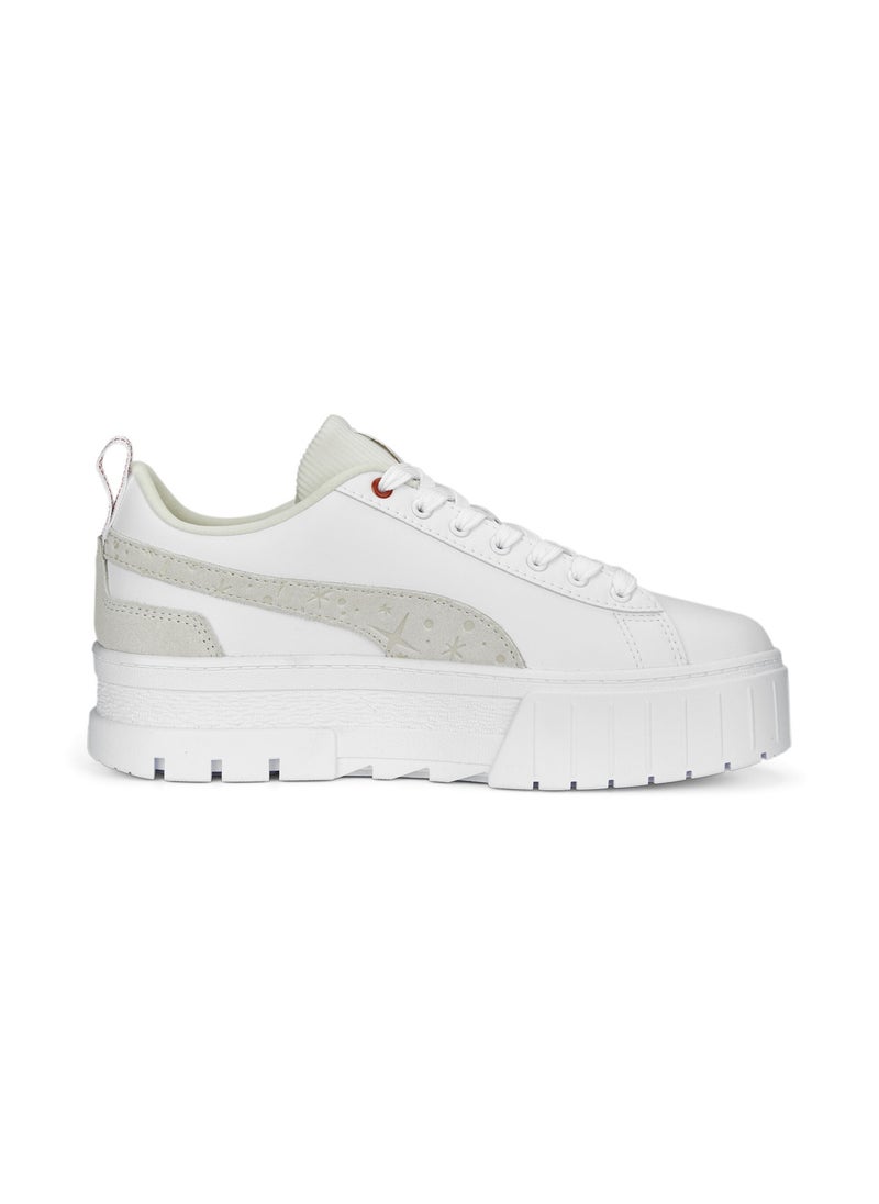 Mayze Lucky Charm Womens White Platform Sneakers