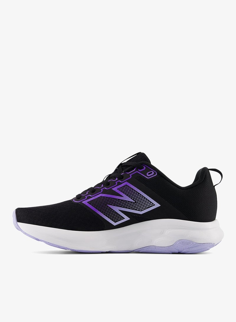 460 V4
