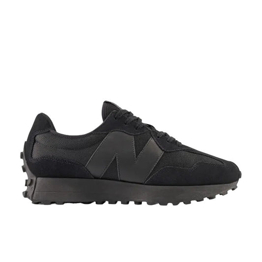 New Balance Black (001) Trainers for Men