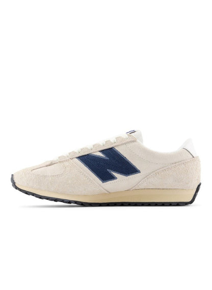 New Balance Grey (020) Black Training Shoes - Unisex