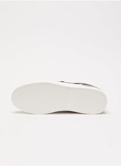 Women's Black Low-Top Sneakers - Chic Design with Grey Accent and Metal Logo Detail for Casual Elegance