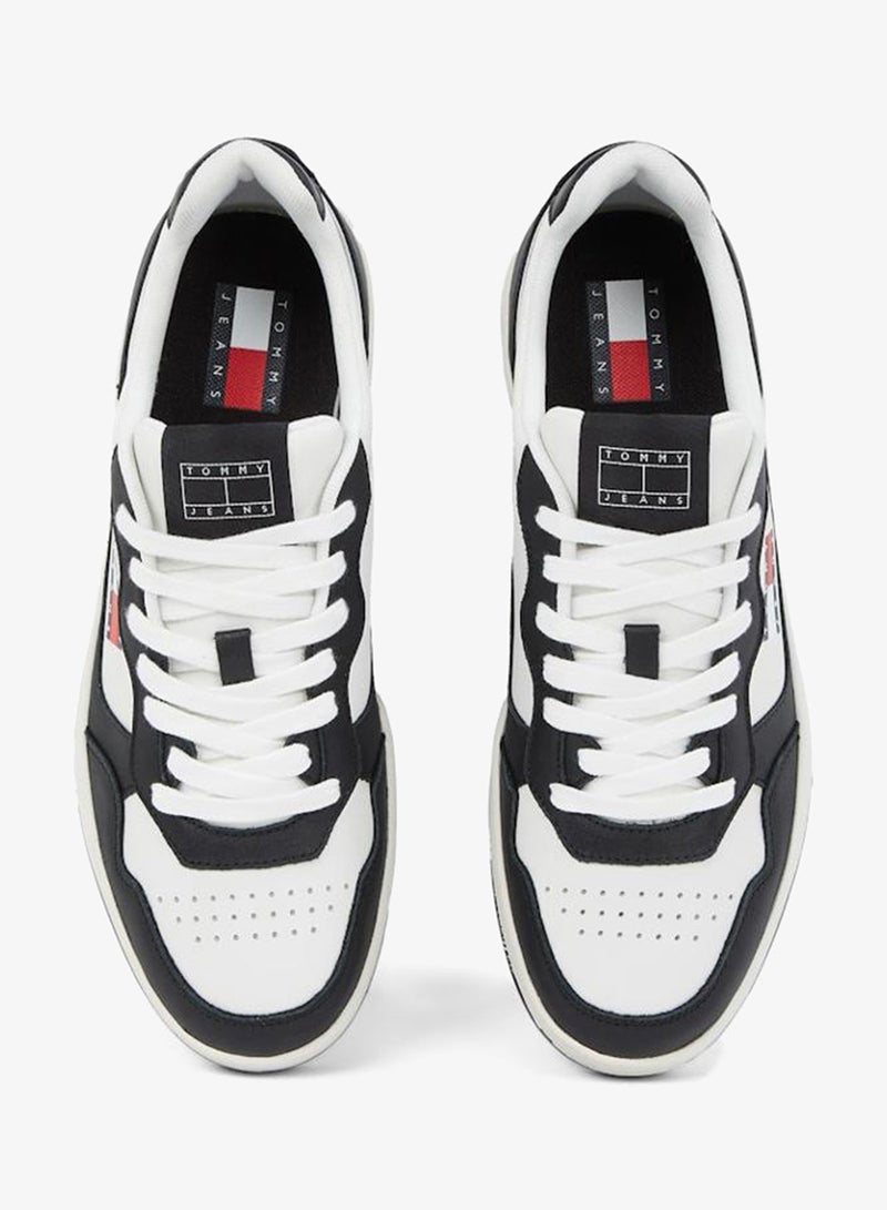 ESSENTIAL LEATHER LOW TRAINERS