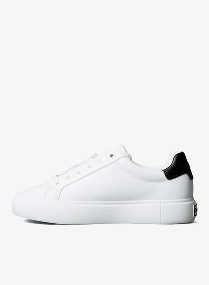 Casual Low Top Sneakers