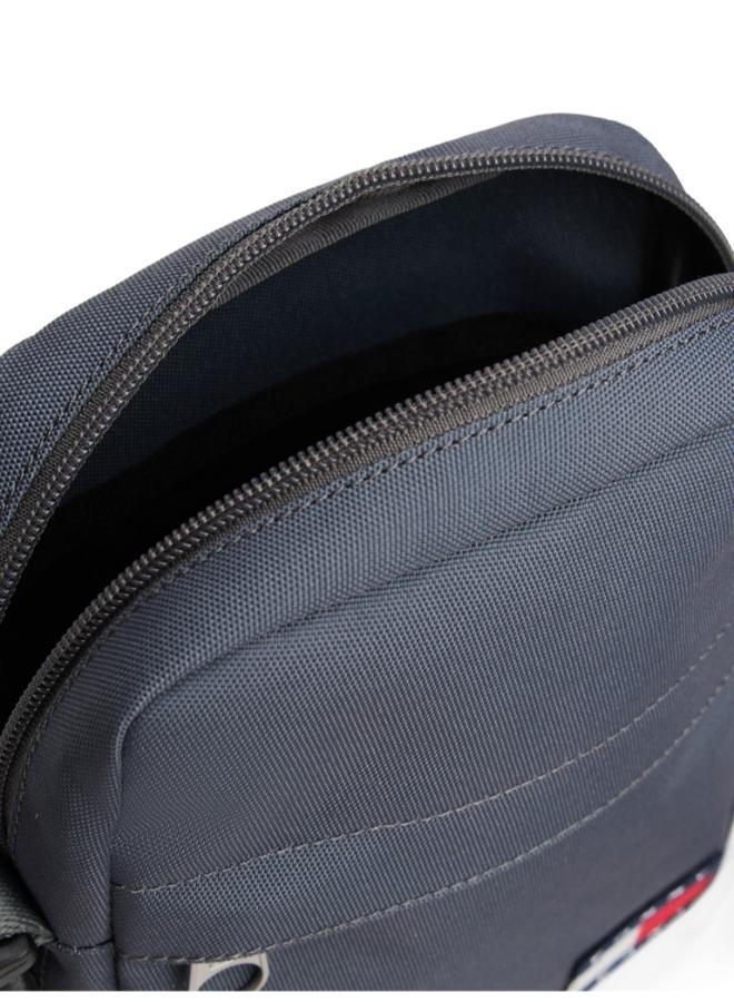 Essential Messenger Bag